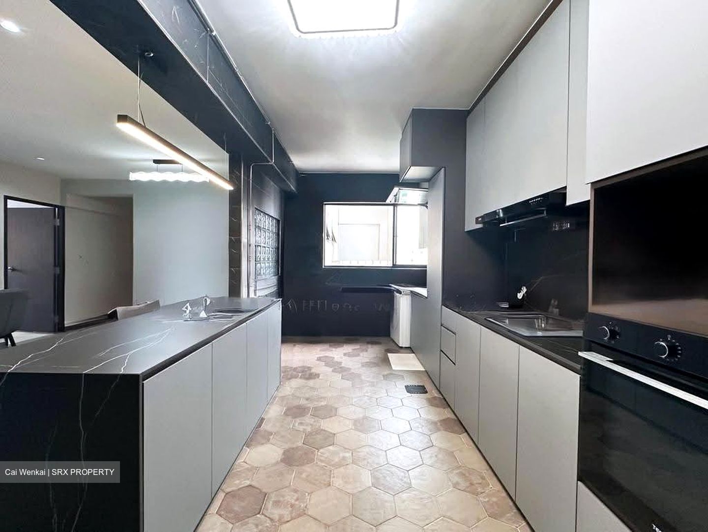 Blk 681A Jurong West Central 1 (Jurong West), HDB Executive #638210751